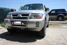 Mitsubishi Pajero distanziali 30mm